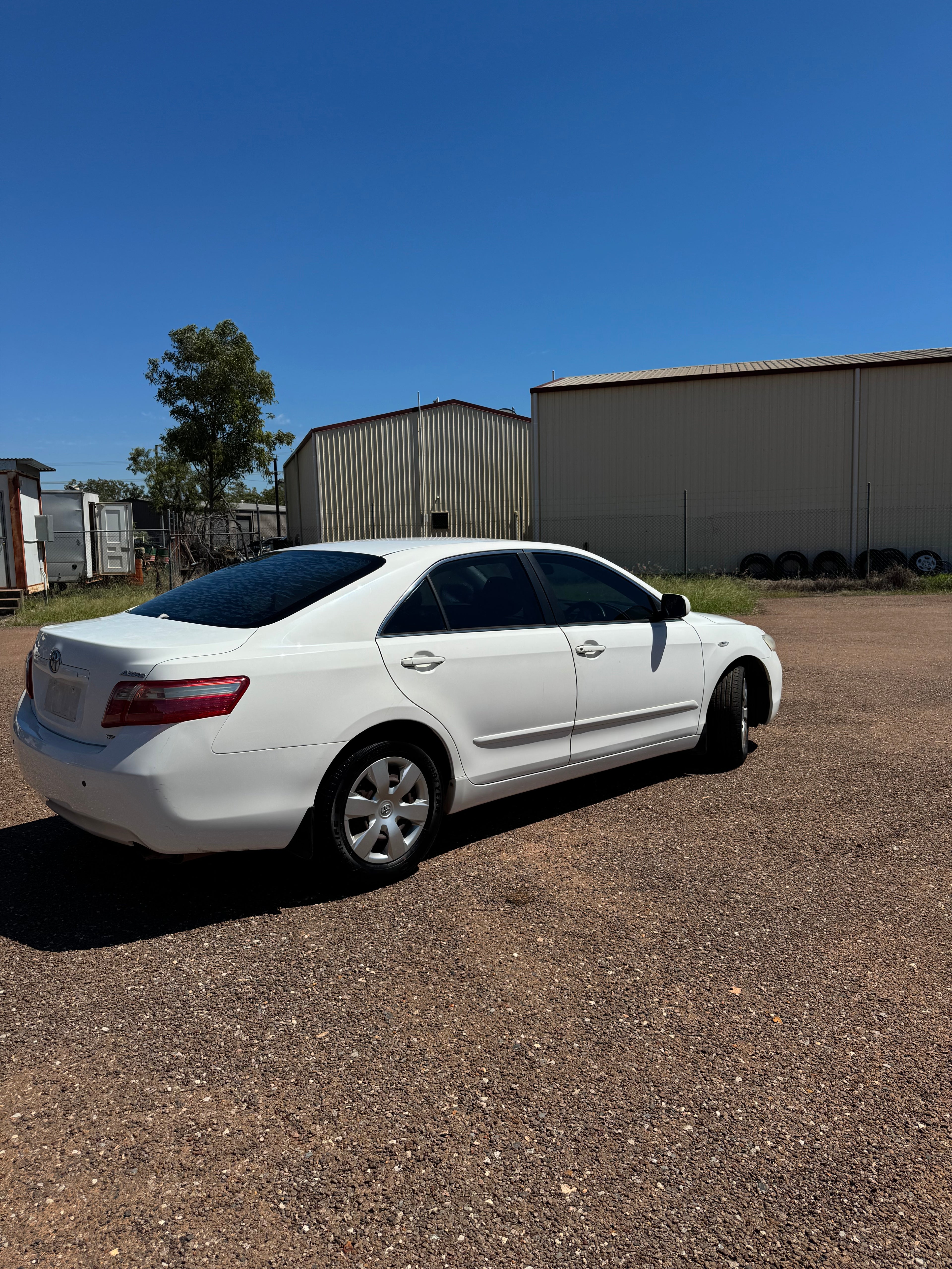 2009 Toyota Camry Sedan (White)